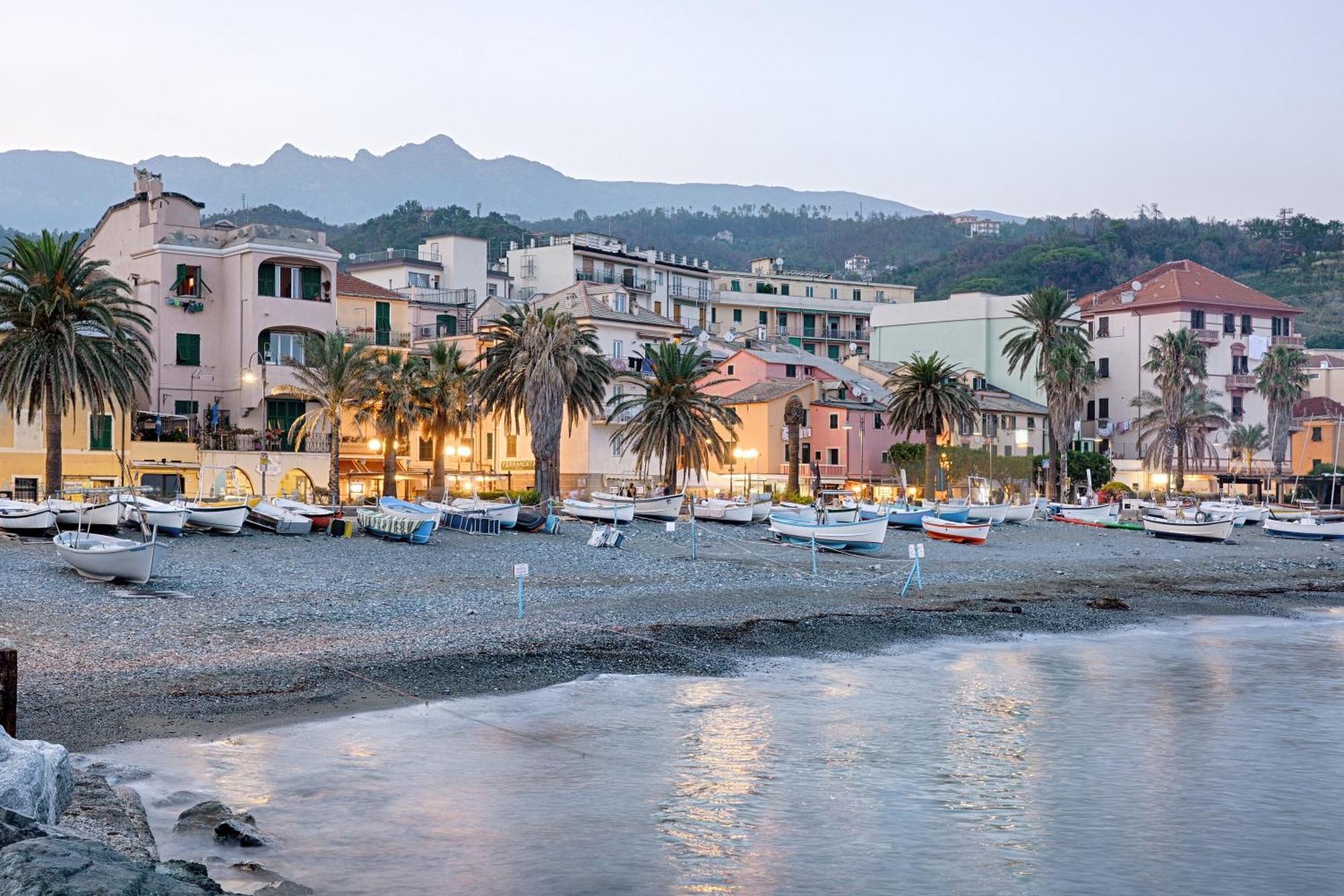 Acqua Marina 800M From The Sea - Happy Rentals Cogoleto Exterior photo